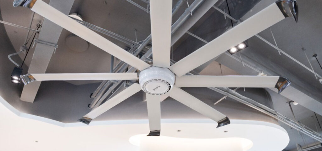 Ventilador para techo bajo: Soluciones industriales cuando el espacio es limitado